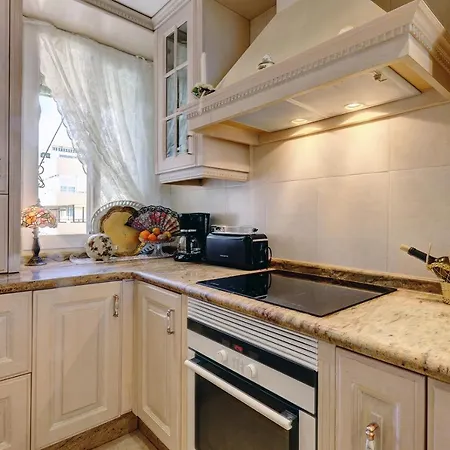 Malaga Paradise * توريمولينوس